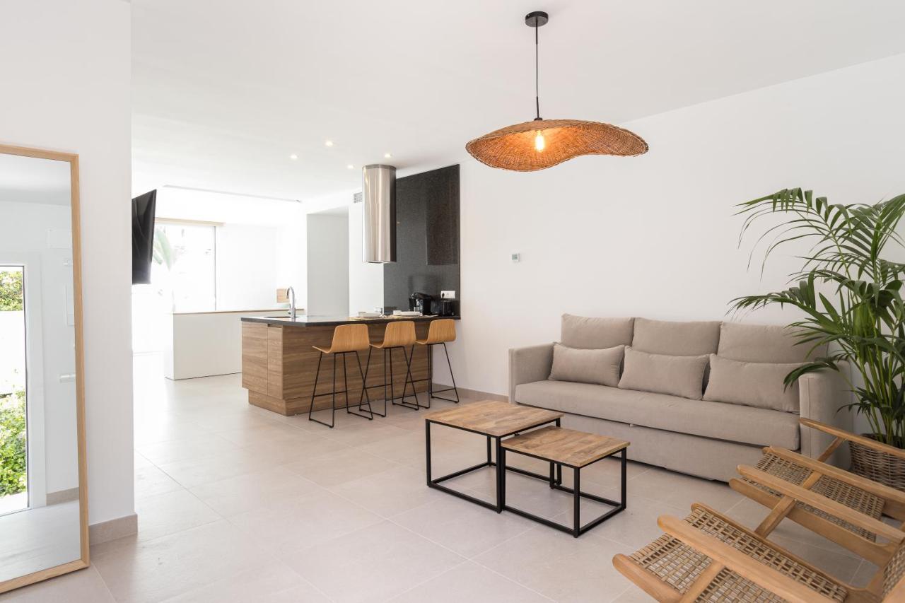 Bossa Bay Suites With Private Pool - Mc Apartments Ibiza Extérieur photo